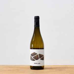 Laia Garnacha Blanco, Bodegas Aroa